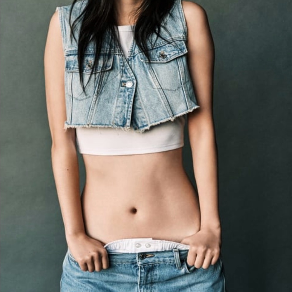 Denim Cropped Vest.